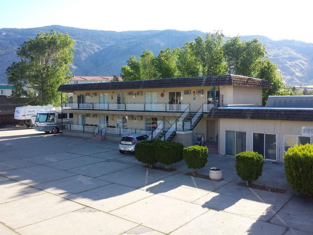 Riviera Motel Osoyoos Exterior photo